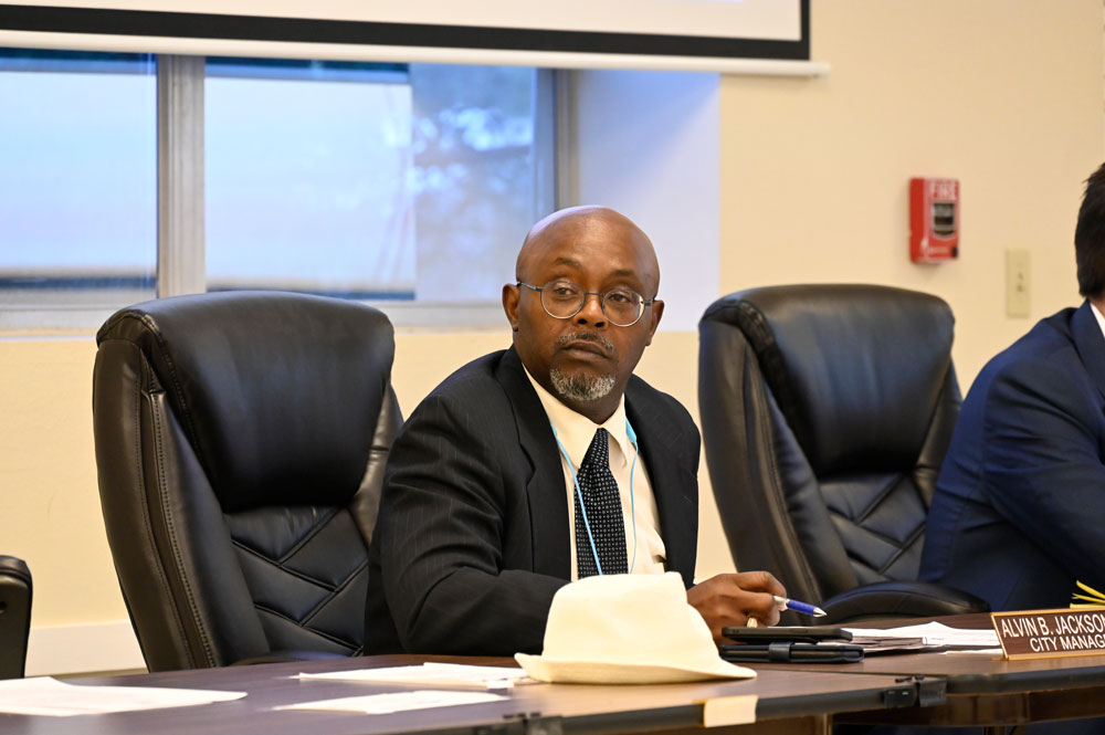 Bunnell City Manager Alvin Jackson Gets 'Exceptional' Reviews from His ...