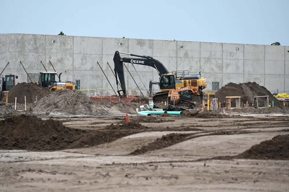 BJ's Wholesale Club construction on State Road 100 in Palm Coast on Wednesday. (© FlaglerLive)