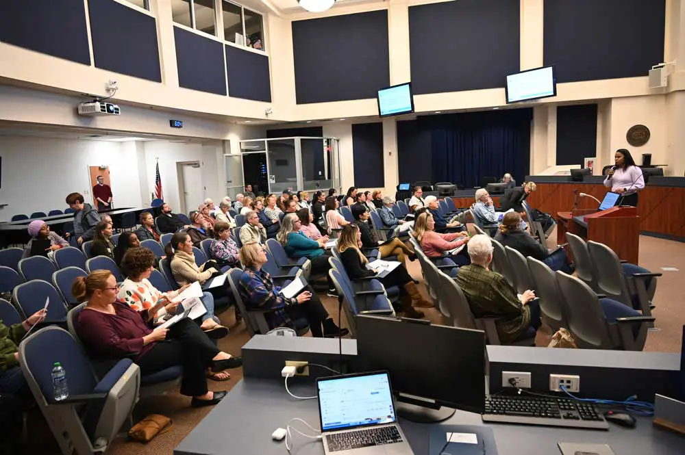 Dozens of people turned out Monday evening for a training session for those interested in being appointed to one of several district committees that will consider attempts to ban books. (© FlaglerLive)