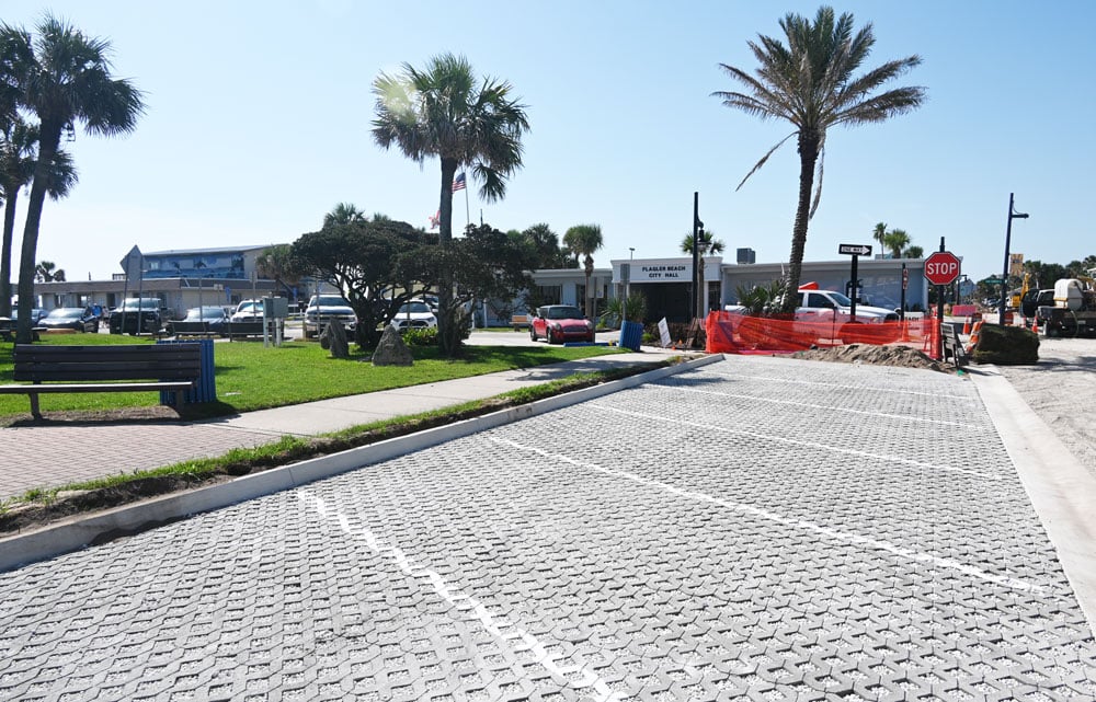 For City Hall, the distance to paid parking is narrowing. (© FlaglerLive)