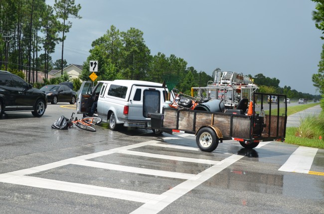 The location of SUV and its trailer, in relation to the sidewalk and Belle Terre. Click on the image for larger view. (© FlaglerLive)