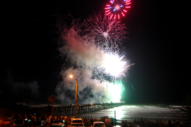 flagler beach fireworks back on