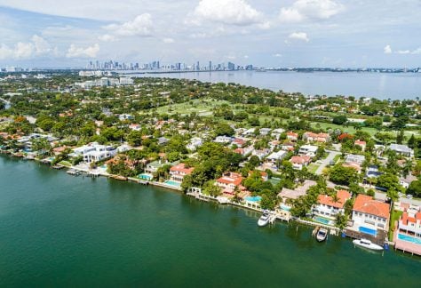 Subsidized flood insurances lowers the cost of living in coastal waterfront homes at high risk of flooding. Jeffrey Greenberg/Universal Images Group via Getty Images