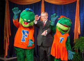 Kent Fuchs meets Albert and Alberta in Weimer Hall on the campus of the University Thursday. Click on the image for larger view.