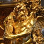 Detail from a royal carriage at Buckingham palace. (© FlaglerLive)