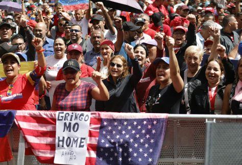 Supporters of Venezuelan President Nicolás Maduro gather during a demonstration in Caracas on Jan, 4, 2026.