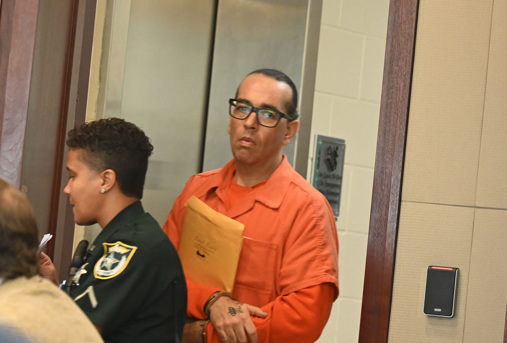 Kristopher Henriqson arriving in court today. He is representing himself. (© FlaglerLive)