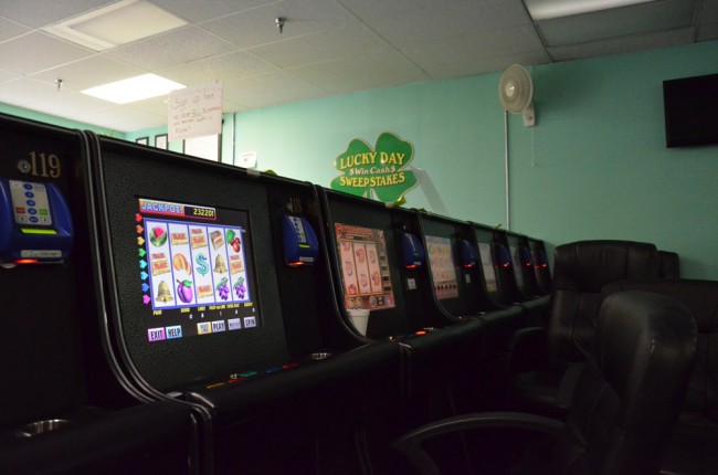 Internet gambling cafe california