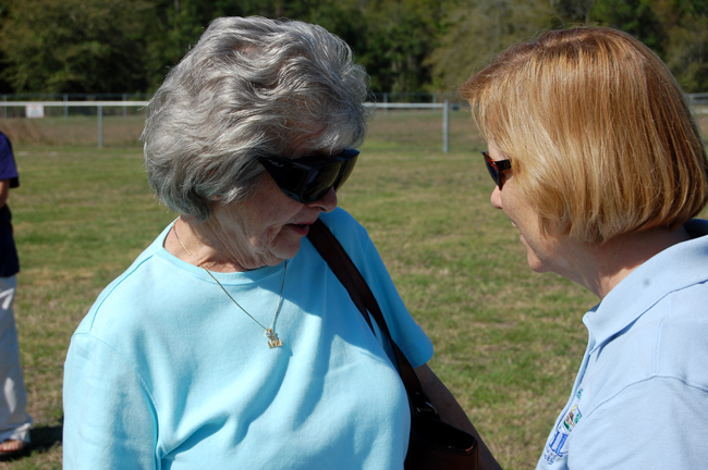 Mayor to Mayor: Joann B. King and Catherine Robinson. (© FlaglerLive)