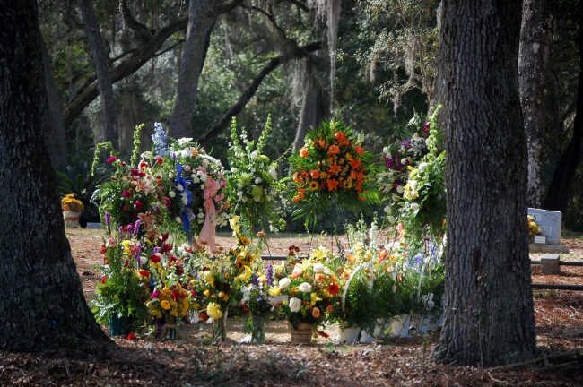 Josh Crews was laid to rest at the Espanola Cemetery. (© FlaglerLive)