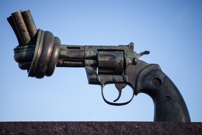 'The Knotted Gun,' a sculpture by Swedish artist Carl Fredrik Reuterswärd, dates from the early 1980s and was inspired by the shooting death of John Lennon outside the Dakota in Manhattan by Mark David Chapman. The government of Luxembourg gifted the sculpture to the United Nations in new York in 1988. (Håkan Dahlström)