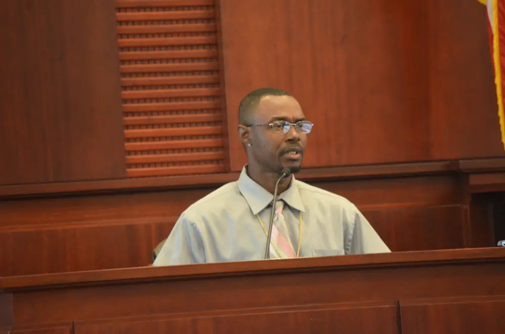 C.J. Nelson testifying in his own defense at his trial on a child abuse charge in 2018. He was exonerated of the charge, and found guilty of a misdemeanor battery. (© FlaglerLive) 