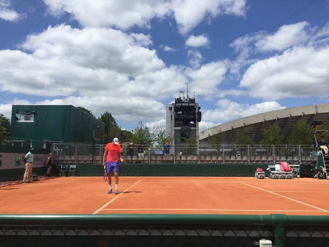 Reilly Opelka during his match at Rolland Garros in Paris today. (George Opelka)