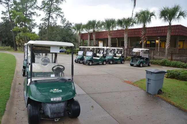 The clubhouse and what used to be the restaurant at Palm Harbor Golf Club in Palm Coast. (c FlaglerLive)