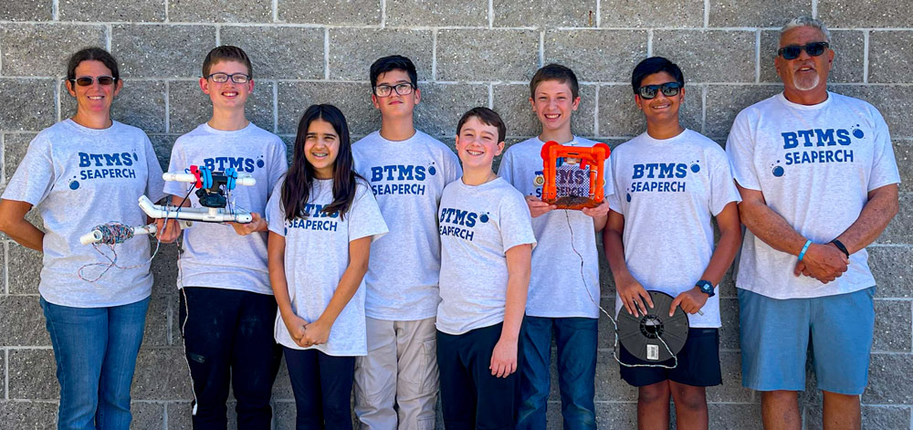 Buddy Taylor Middle School SeaPerch teams, Team Swift Sharks and Team Manta Rays, competed in the Greater Jacksonville SeaPerch Regional Competition on April 13 at the Cecil Aquatic Center