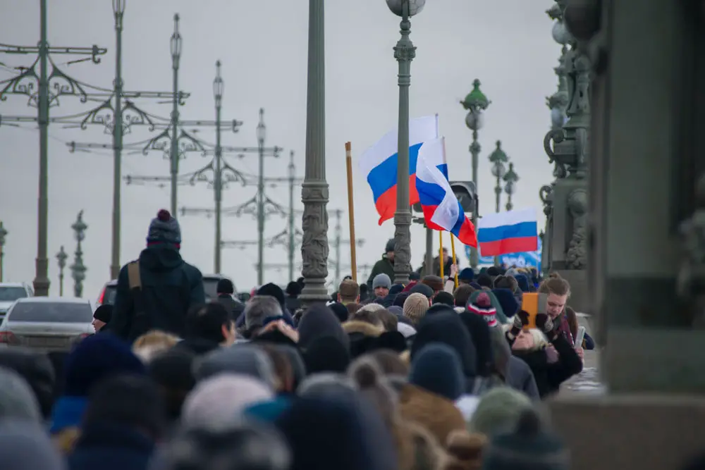 Flag-waving in St. Petersburg, Russia. (Klaus Wright on Unsplash)