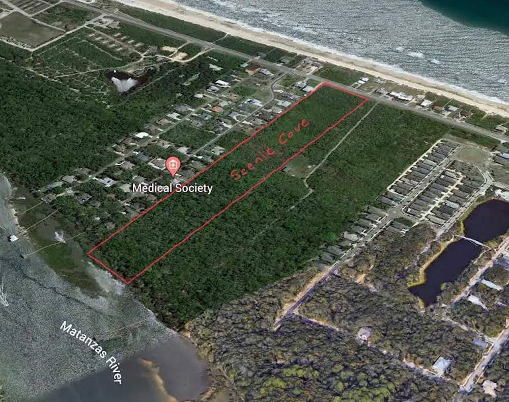 Scenic Cove would stretch from the Atlantic to the Intracoastal. The "medical society" pin is not relevant to the development: it's a Google Earth thing. (Google Earth)