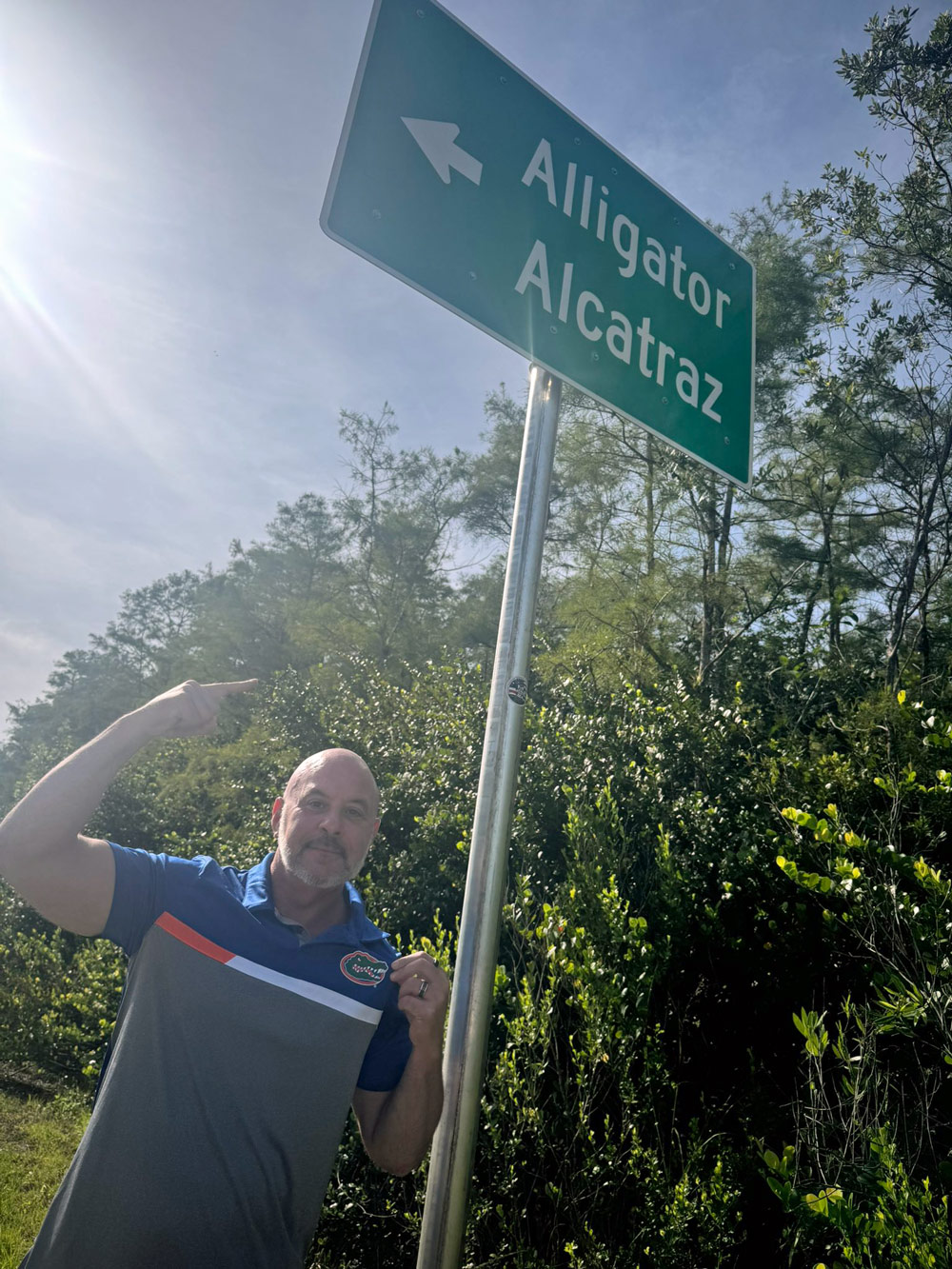 An actual sign paid for by the state of Florida, pictured here by Florida GOP Sen. Blaise Ingoglia in a selfie. he posted on X.