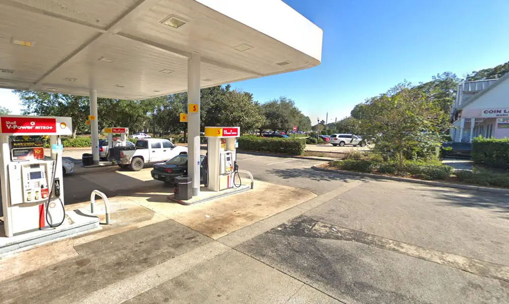 A sheriff's deputy ran an individual's license plate while watching him pump gas at the Shell station, and found him to have an expired driver's license. That led to a traffic stop, which led to two arrests. (Google)