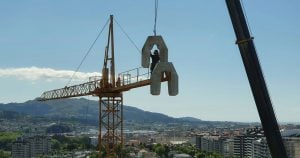A construction worker in Spain. (Unsplash)