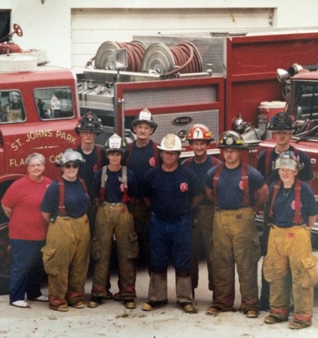 John Keppler Jr., the tallest man in the bunch, with his St. Johns Park brothers and sisters. Click on the image for larger view. (Andrew Keppler)