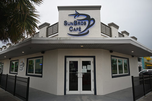 SunBros Cafe