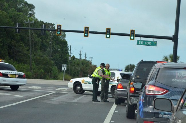 palm coast traffic signals have eyes. (© FlaglerLive)