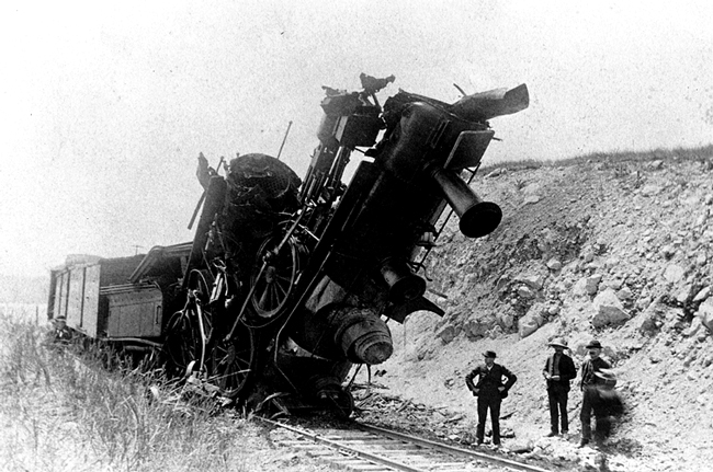 trains crashing 